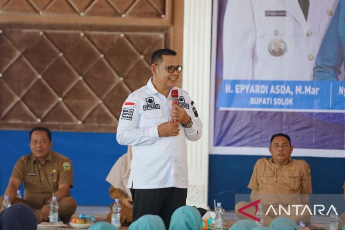 Pemkab Solok tingkatkan kapasitas kader KB lapangan se-kabupaten