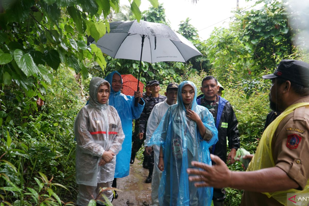 Bupati Gorontalo Utara pastikan kelancaran pemilu di desa pesisir