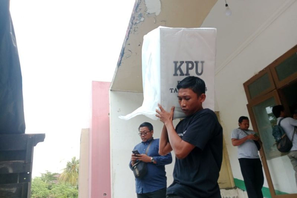 Logistik pemilu 2024 di Lombok Tengah mulai didistribusikan