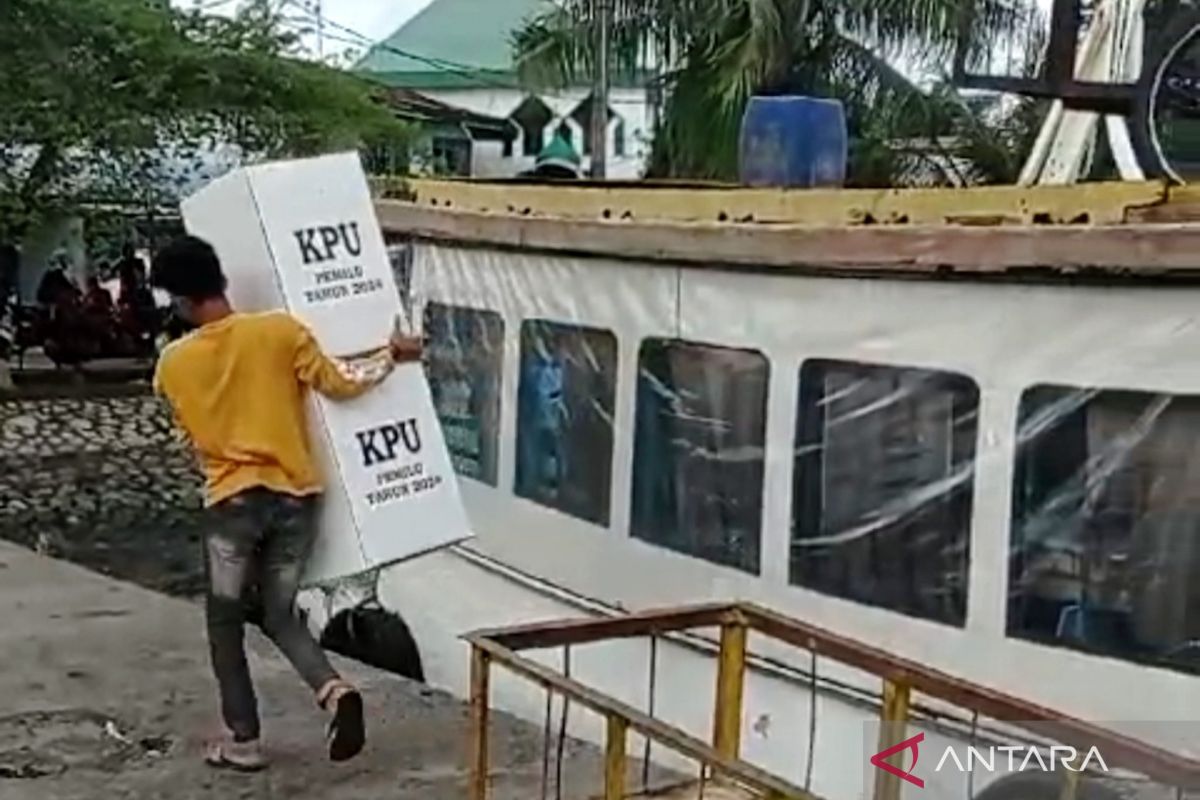 KPU Makassar tarik logistik dari pulau diduga salah prosedur