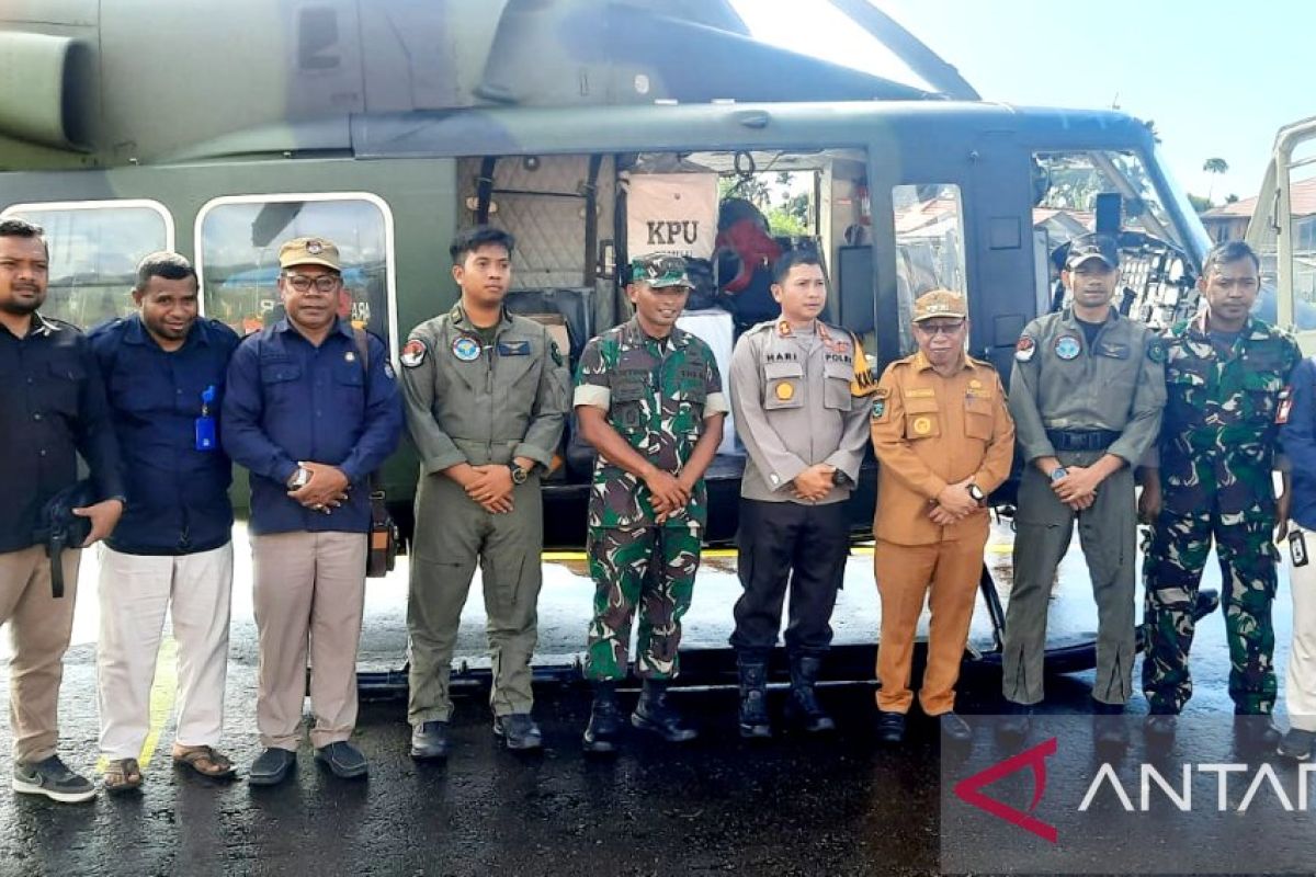 KPU Teluk Wondama distribusikan logistik pemilu ke TPS terisolir