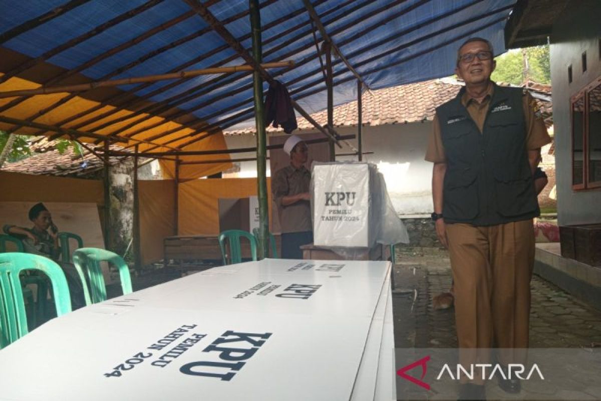 KPU Kota Cirebon rampungkan distribusi logistik pemilu ke 1.026 TPS