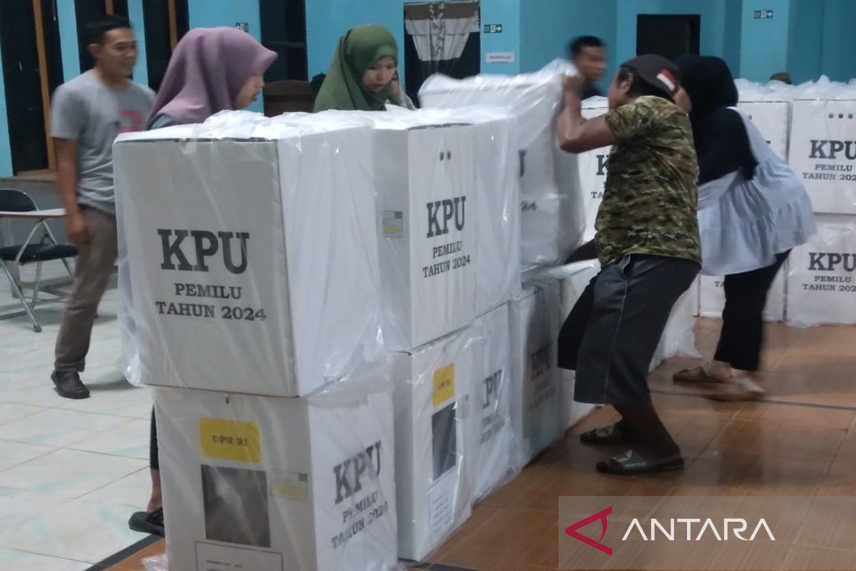 3.525 kotak suara Pemilu di Kolaka sudah di distribusi