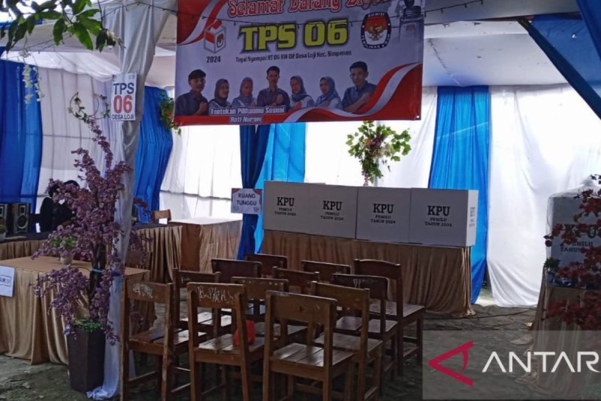 KPPS 06 Tegalnyampai Sukabumi dekorasi TPS layaknya pesta pernikahan pada Pemilu 2024