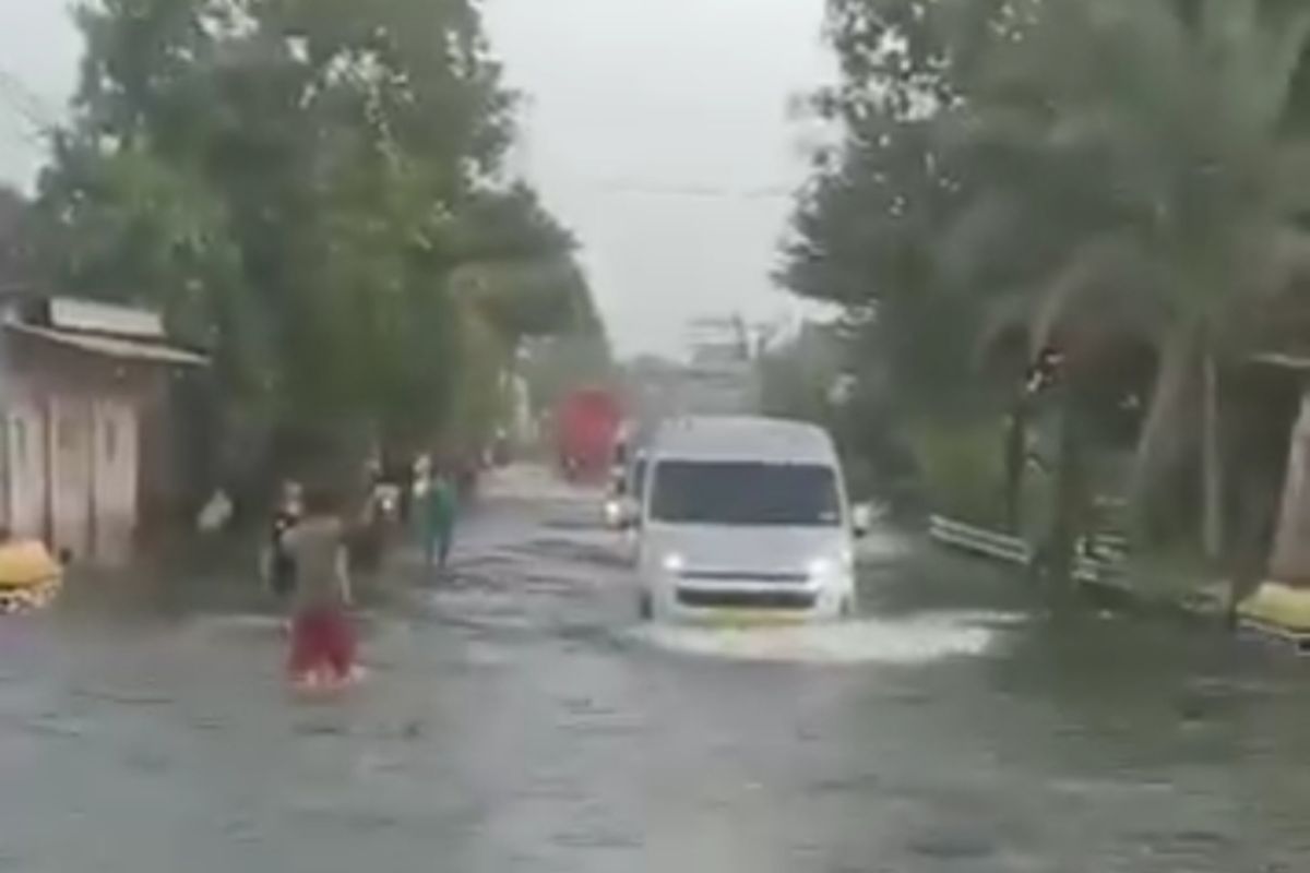 Banjir, Polres Demak, Jateng,  siapkan jalur alternatif Semarang-Surabaya