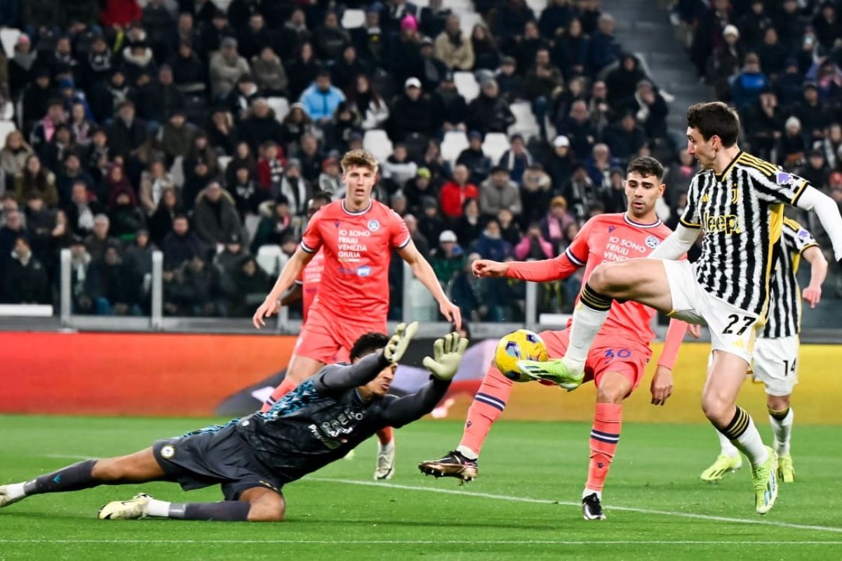 Juventus gagal memangkas jarak dengan Inter usai kalah 0-1 atas Udinese