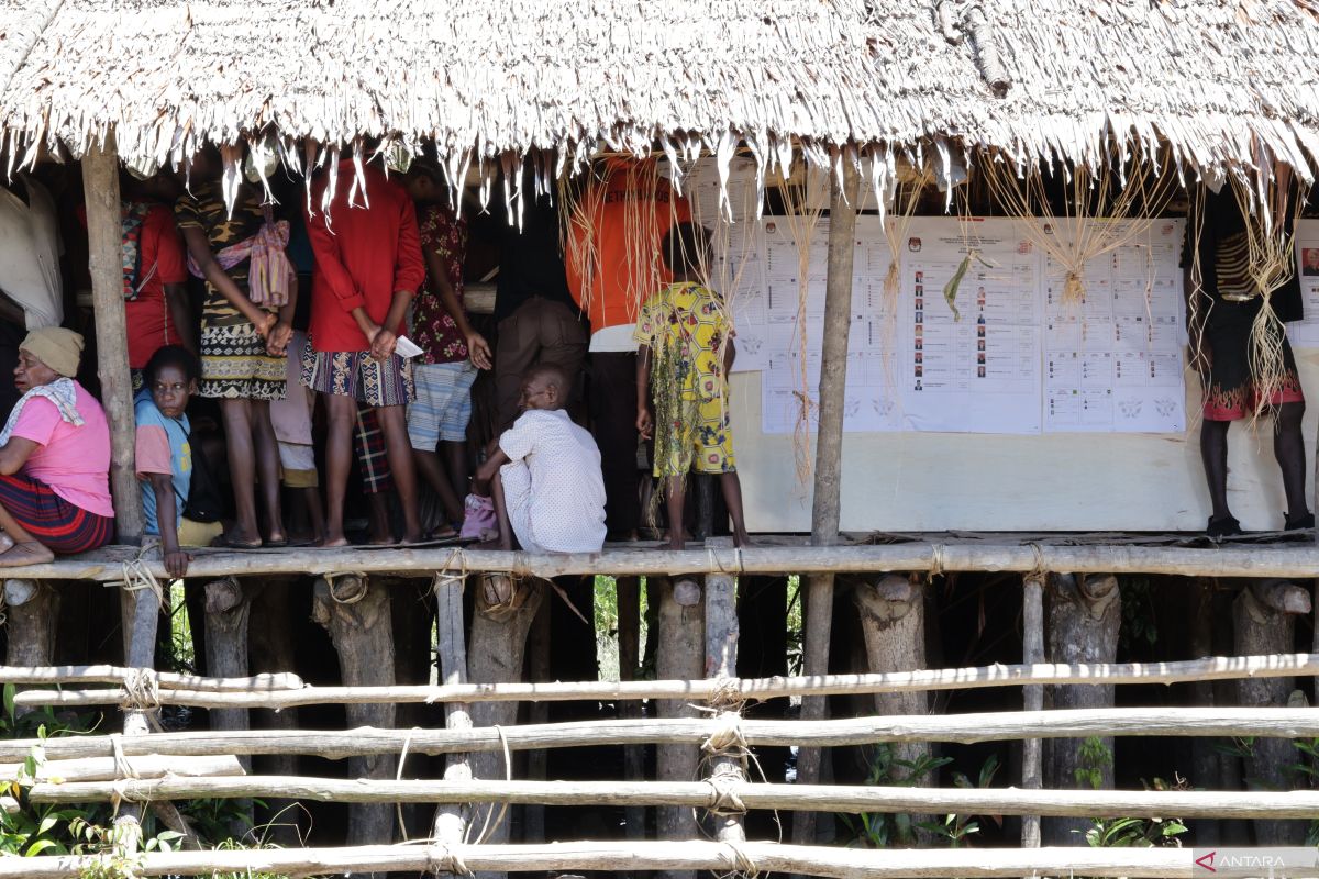 For Asmat people, voting an exercise in hope