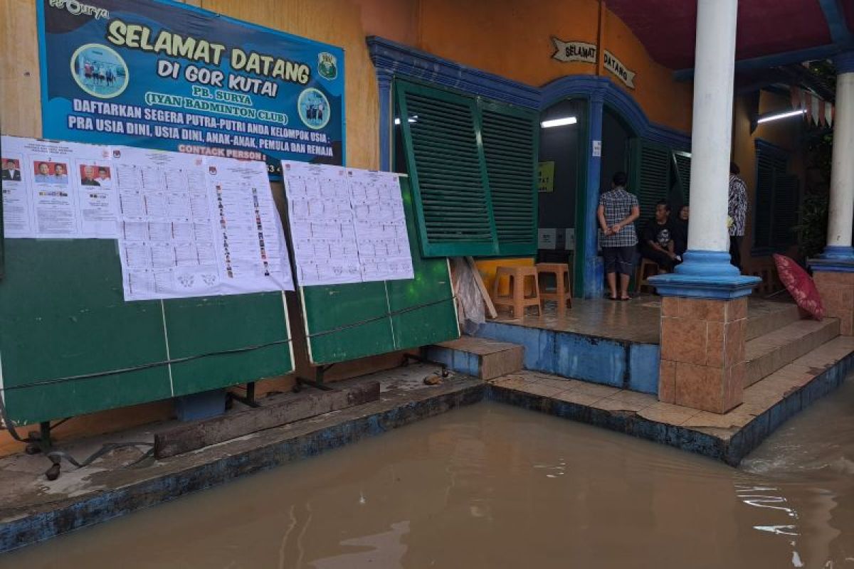 Minggu, 16 TPS di Tangsel lakukan pemungutan suara susulan