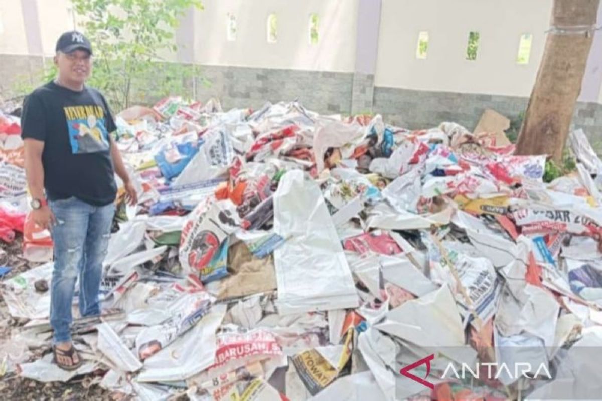 Pemkab Bekasi melarang sampah APK Pemilu 2024 masuk TPA Burangkeng