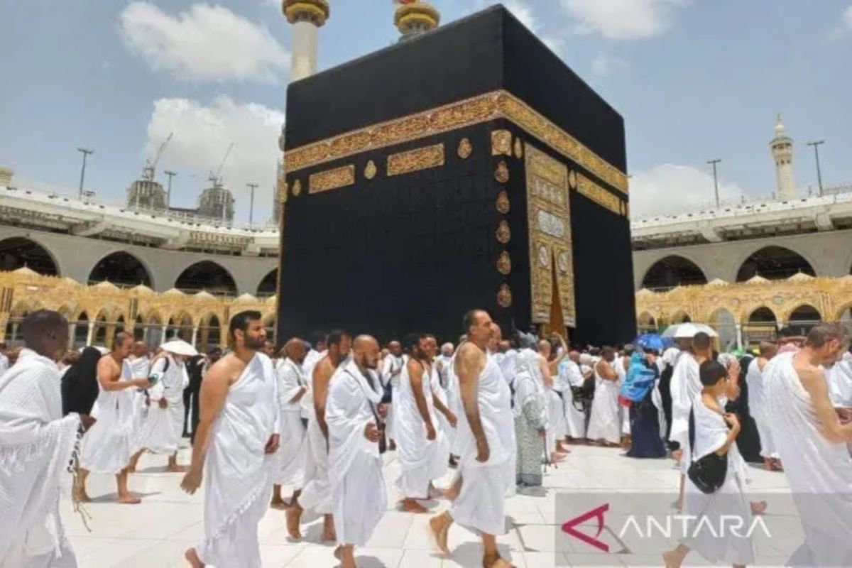 Info Haji - Jamaah calon haji diterbangkan ke Tanah Suci mulai 12 Mei 2024