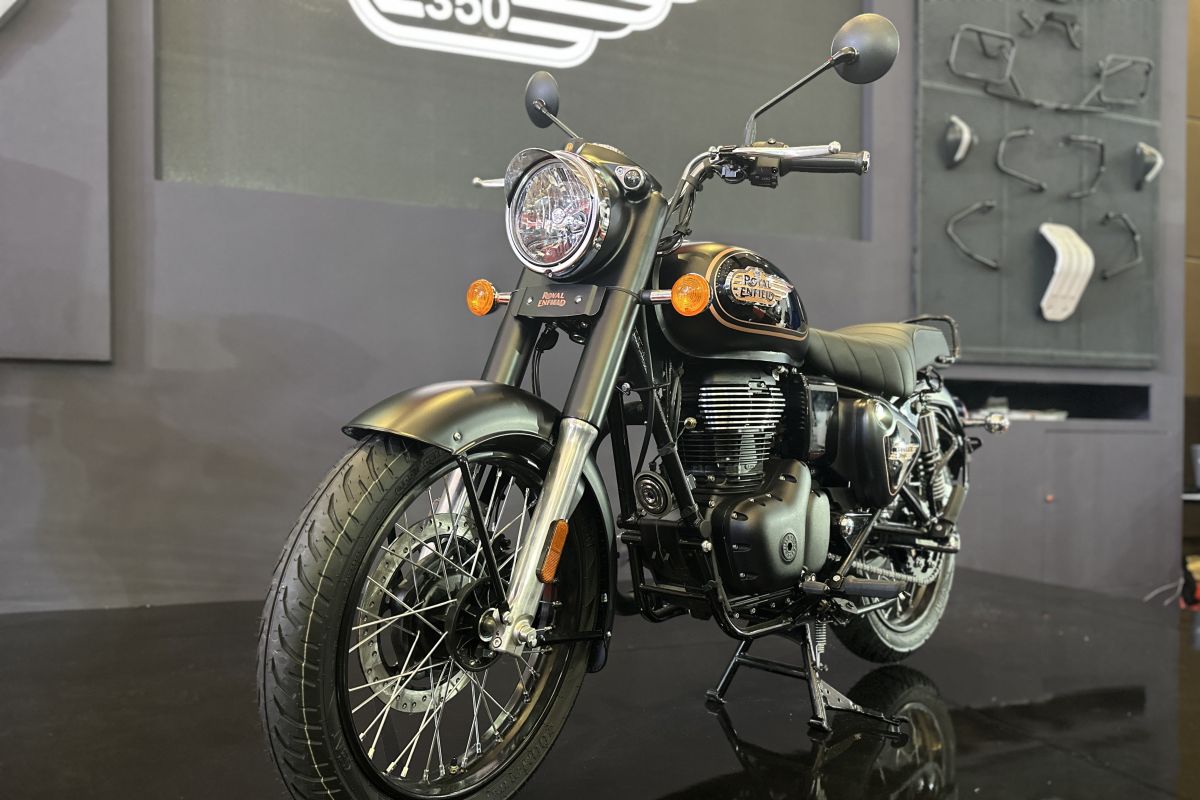 Royal Enfield rilis motor ikoniknya Bullet 350, hanya ada 100 unit