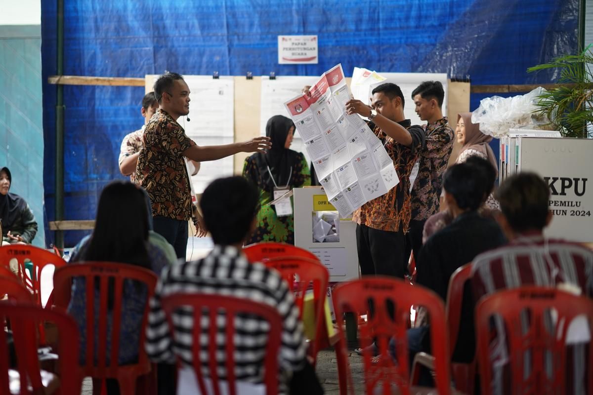 KPU Kota Madiun ingatkan masyarakat tunggu hasil rekapitulasi