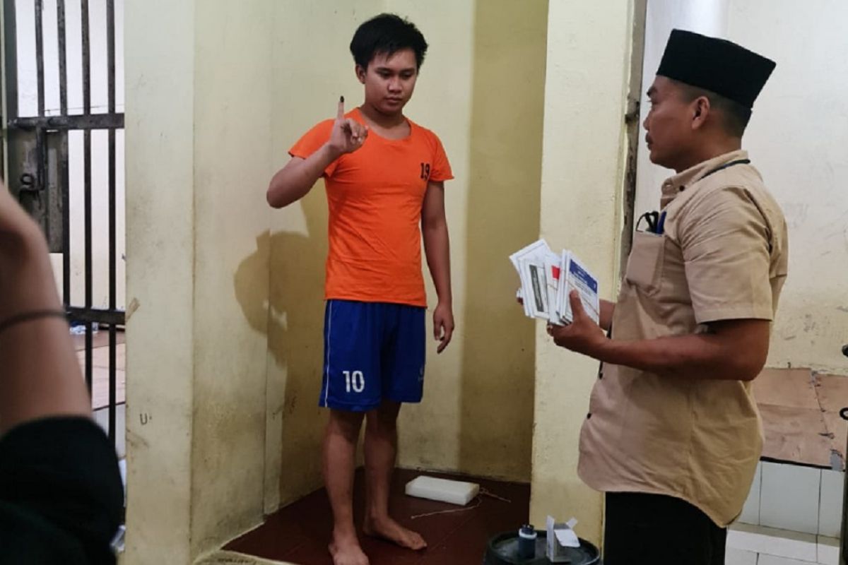Kapolres Tangerang pastikan 154 tahanan berikan hak suara Pemilu 2024
