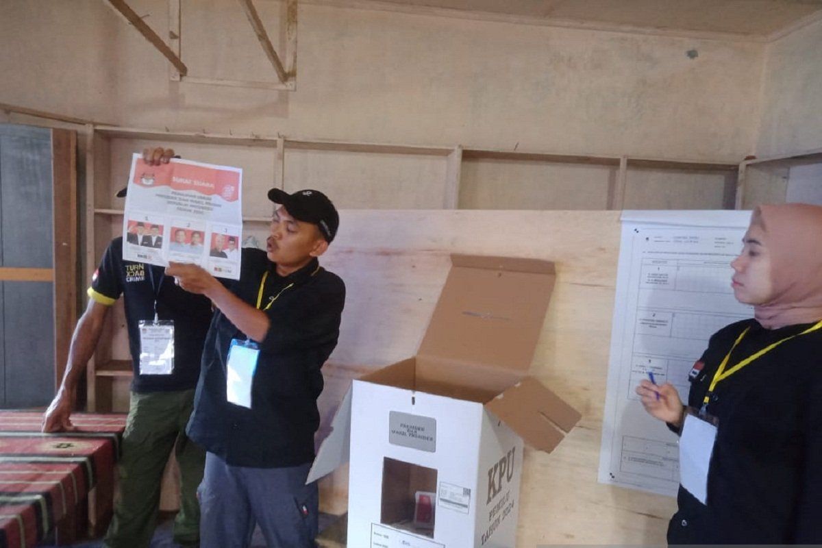 Hoaks! Ketua KPPS di Madura dianiaya karena tak bagikan undangan Pemilu 2024