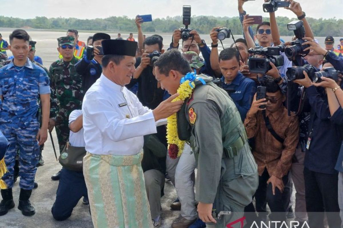 Gubernur Kepri sambut kedatangan tiga pesawat tempur di Tanjungpinang