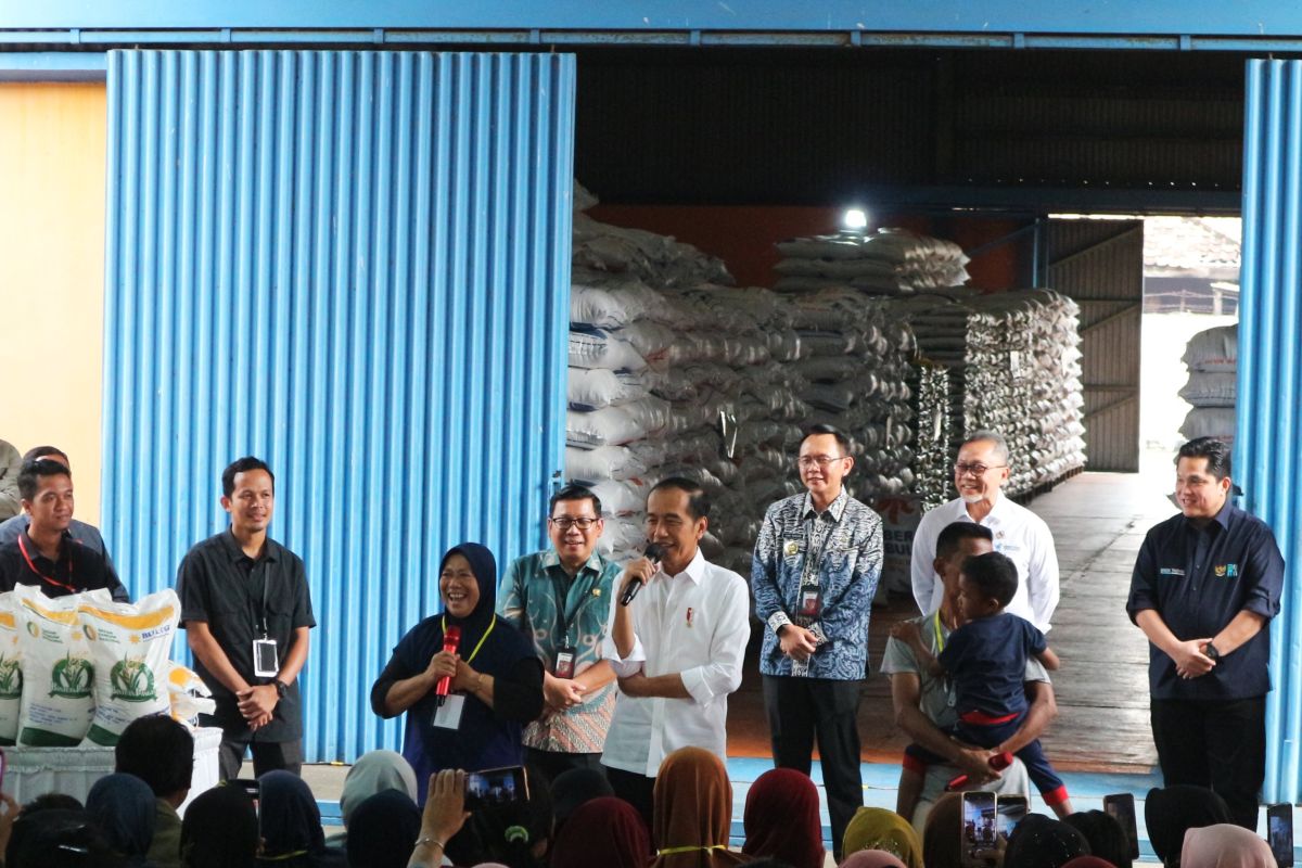 Presiden Jokowi: Negara lain tak ada bantuan pangan beras seperti Indonesia