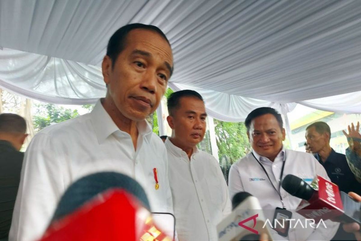 Jokowi memanggil Surya Paloh ke Istana Jakarta