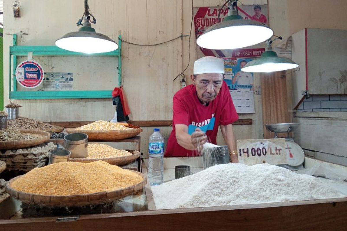 Harga beras di Gorontalo naik akibat kurang stok
