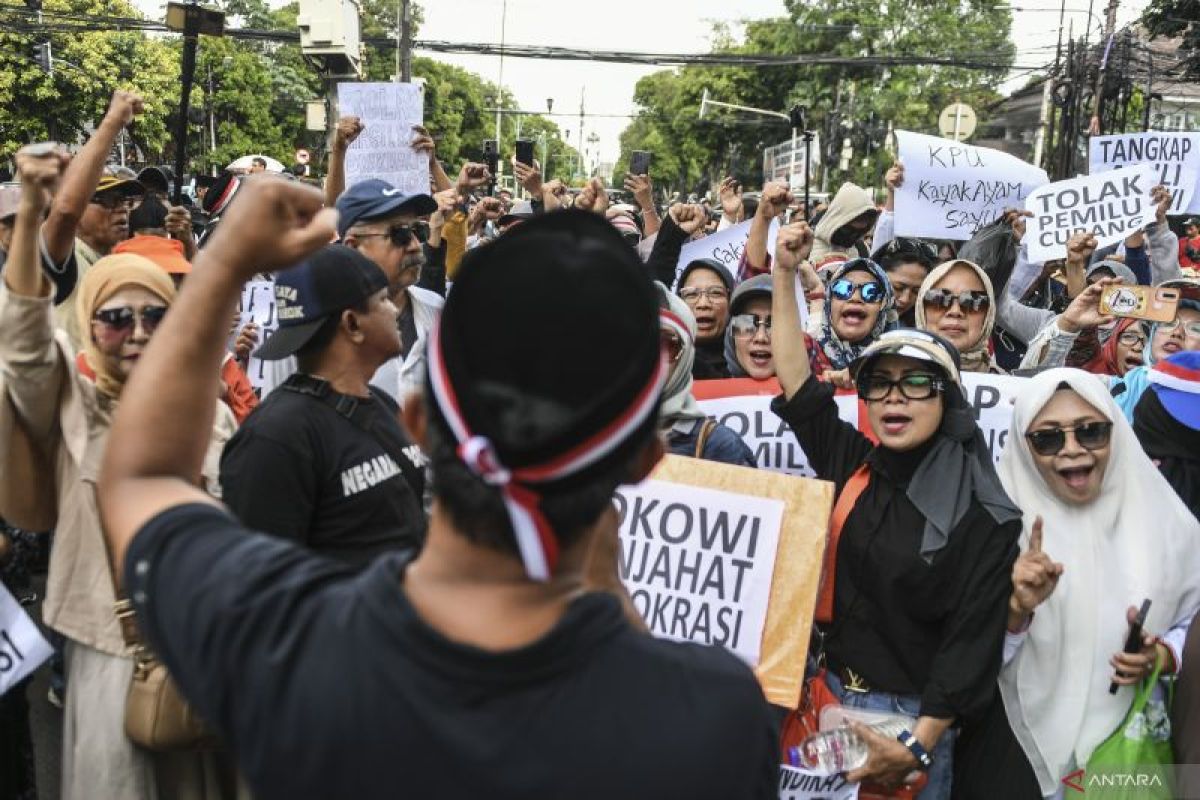 Polisi kerahkan 1.978 personel amankan demo di Patung Kuda hingga KPU