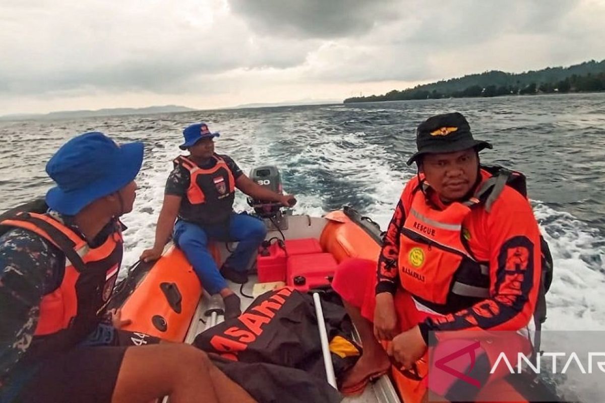 Tim SAR gabungan masih cari nelayan SBB yang hilang di laut