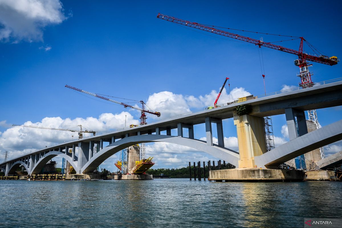Progres duplikasi Jembatan Pulau Balang Penajam capai 71,02 persen