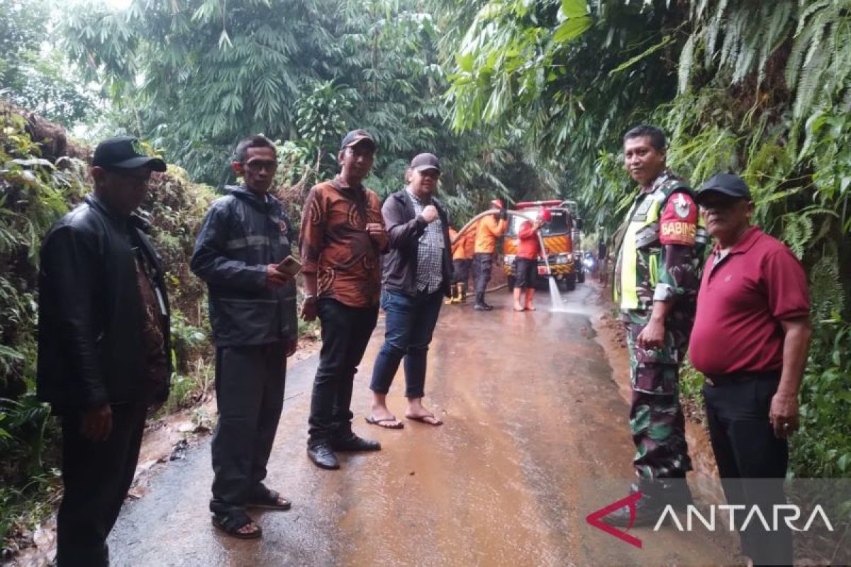 Longsor terjadi di lima lokasi Kota Bogor saat hujan deras