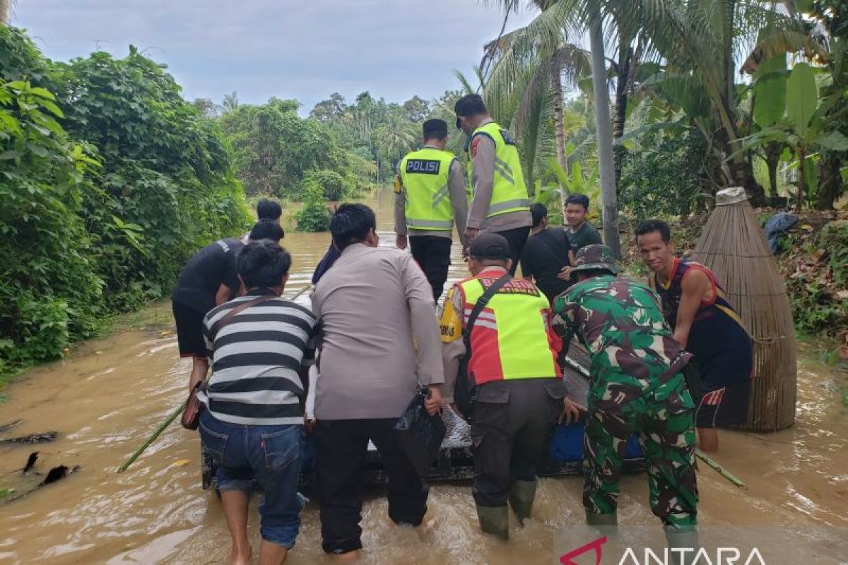 Ratusan rumah warga OKU terendam banjir