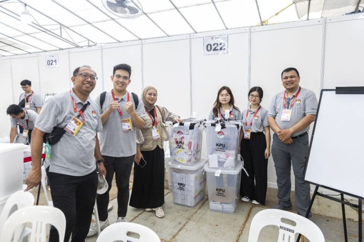 Ratusan relawan mahasiswa sukseskan Pemilu 2024 di Singapura
