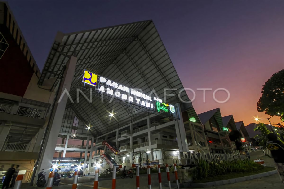 Managing Among Tani central market as Batu's new tourism icon