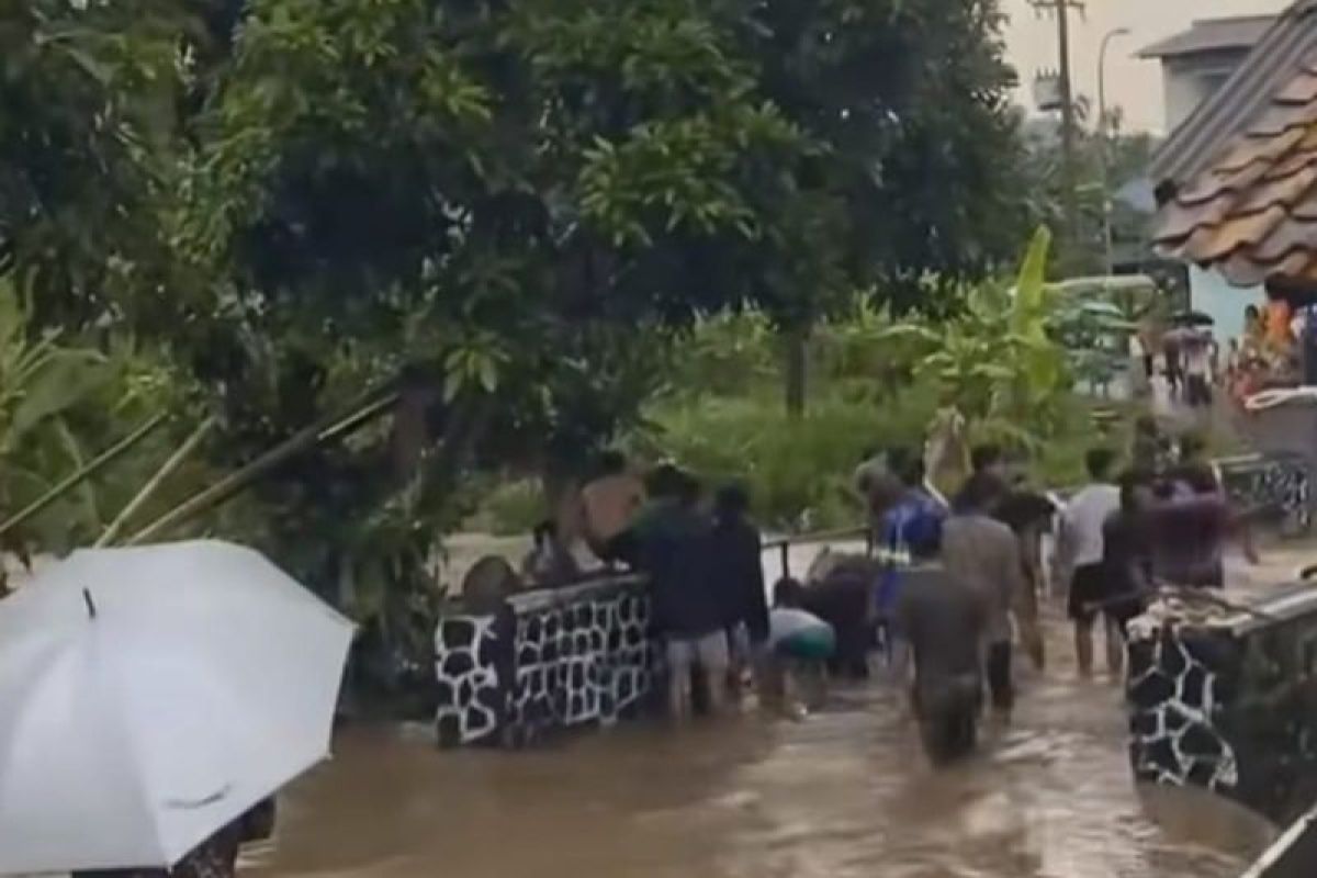 Sejumlah rumah warga di Serang terendam banjir