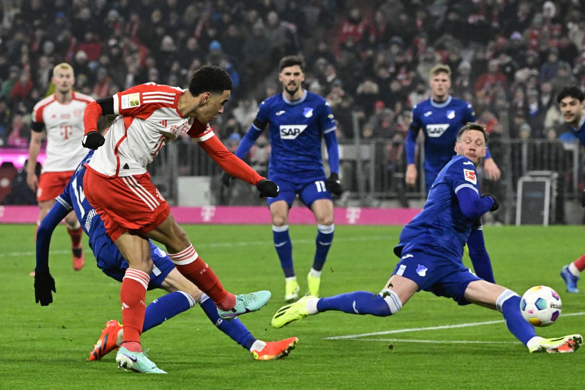 Liga Jerman : Muenchen tundukkan Darmstardt dengan skor 5-2