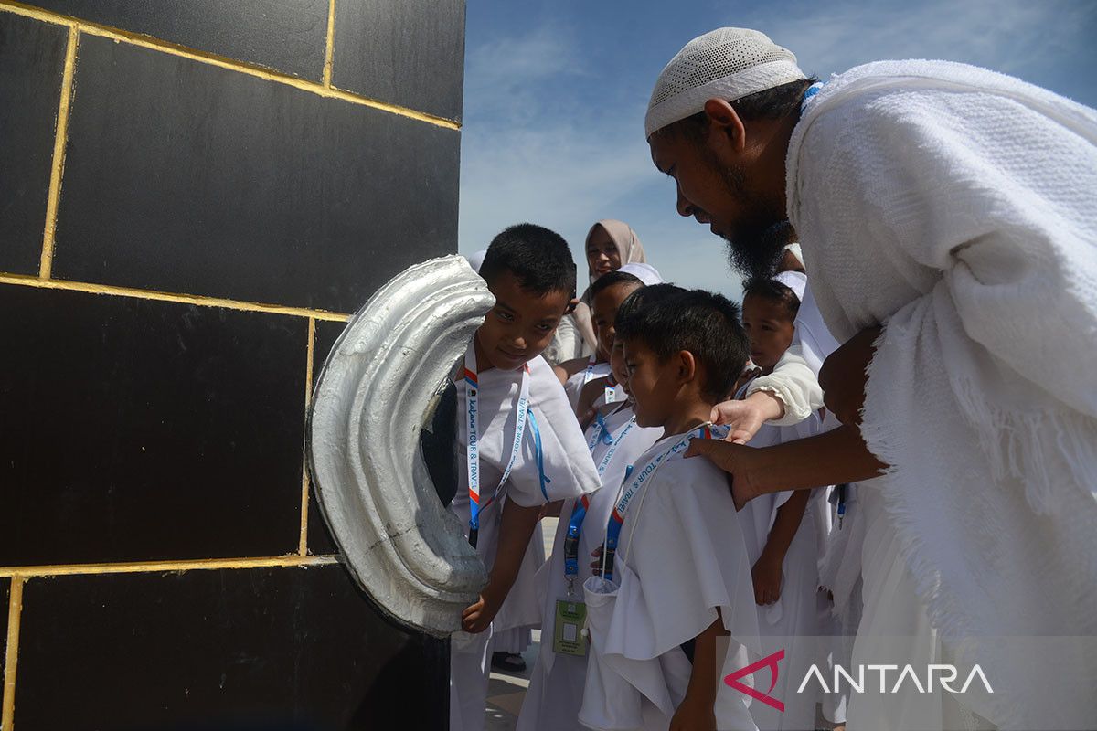 FOTO - Manasik haji anak sekolah