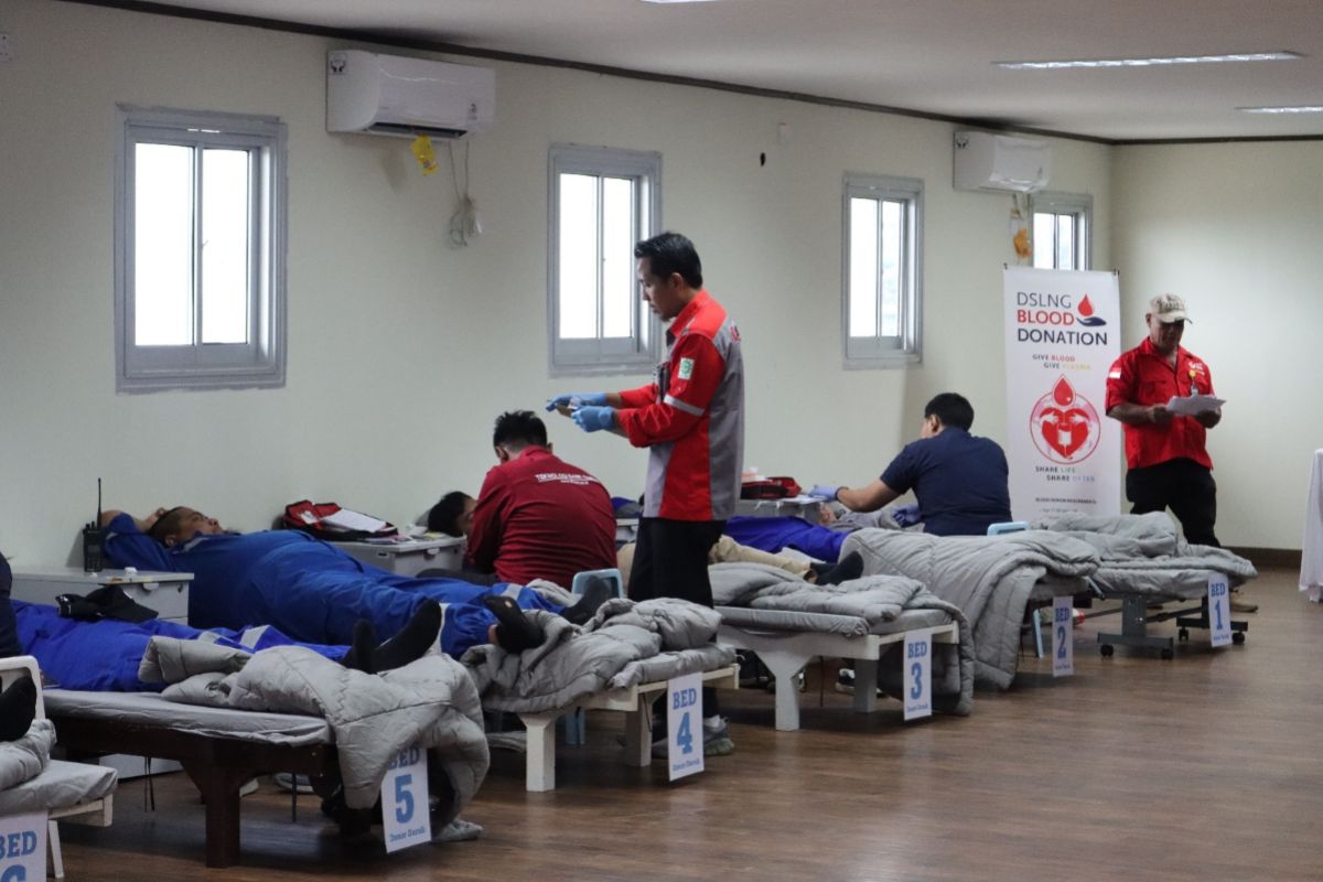 Peringati bulan K3 Nasional, DSLNG sumbangkan 299 kantong darah ke PMI