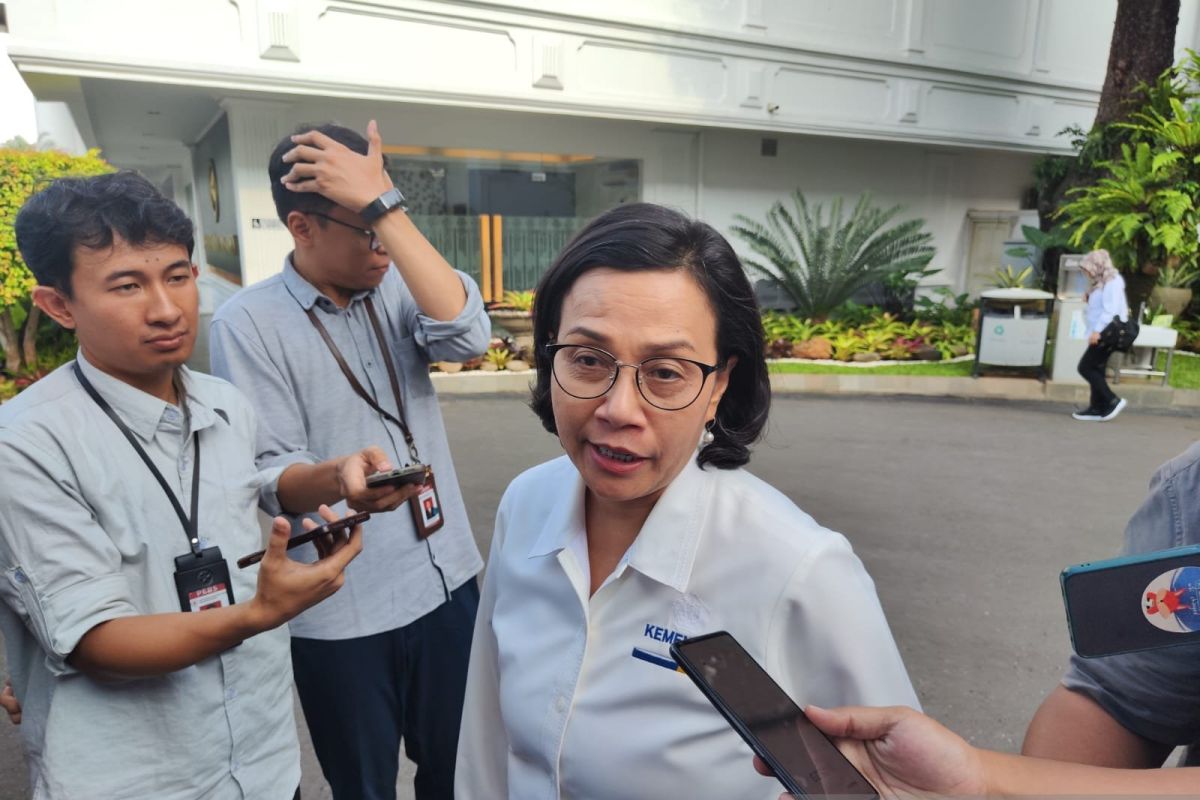 Sri Mulyani lapor ke Presiden soal pencairan gaji ke-13 ASN sebelum Lebaran