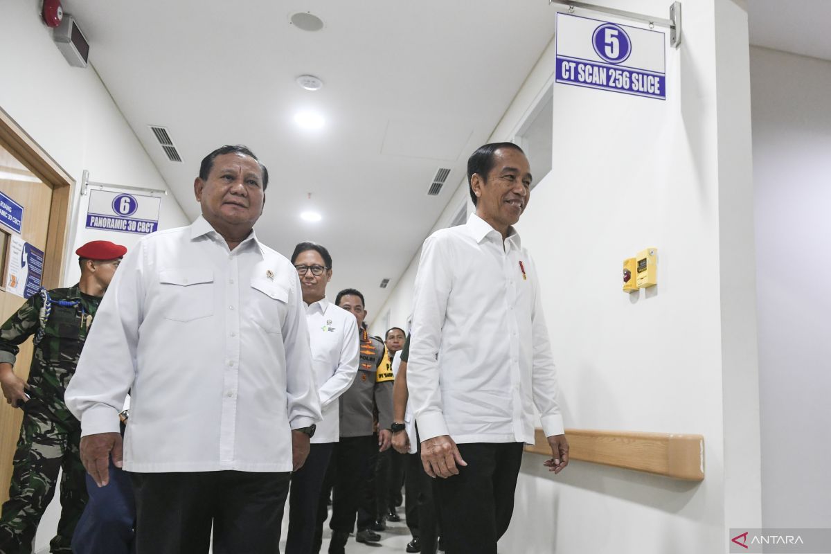 Prabowo terima kenaikan pangkat kehormatan dari Presiden Jokowi