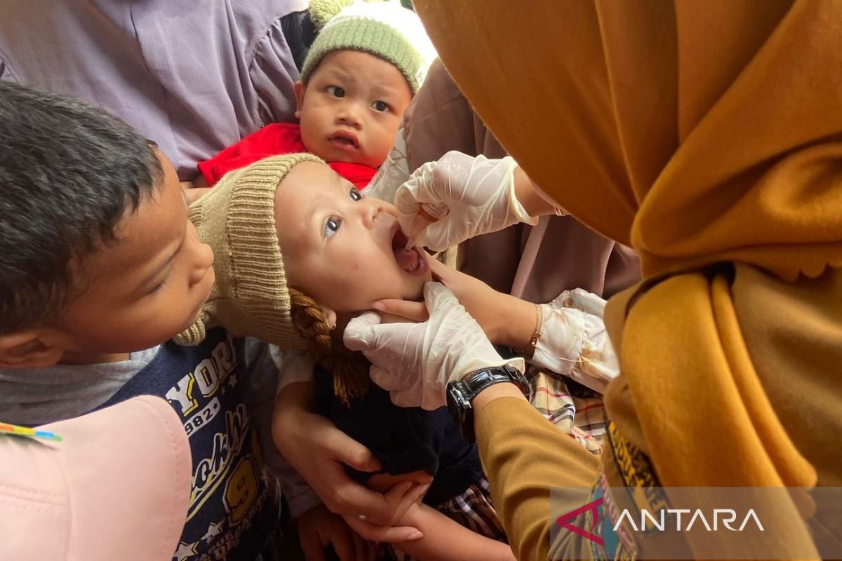Dinkes  Kudus targetkan 99,5 persen anak dapat vaksin polio putaran 2