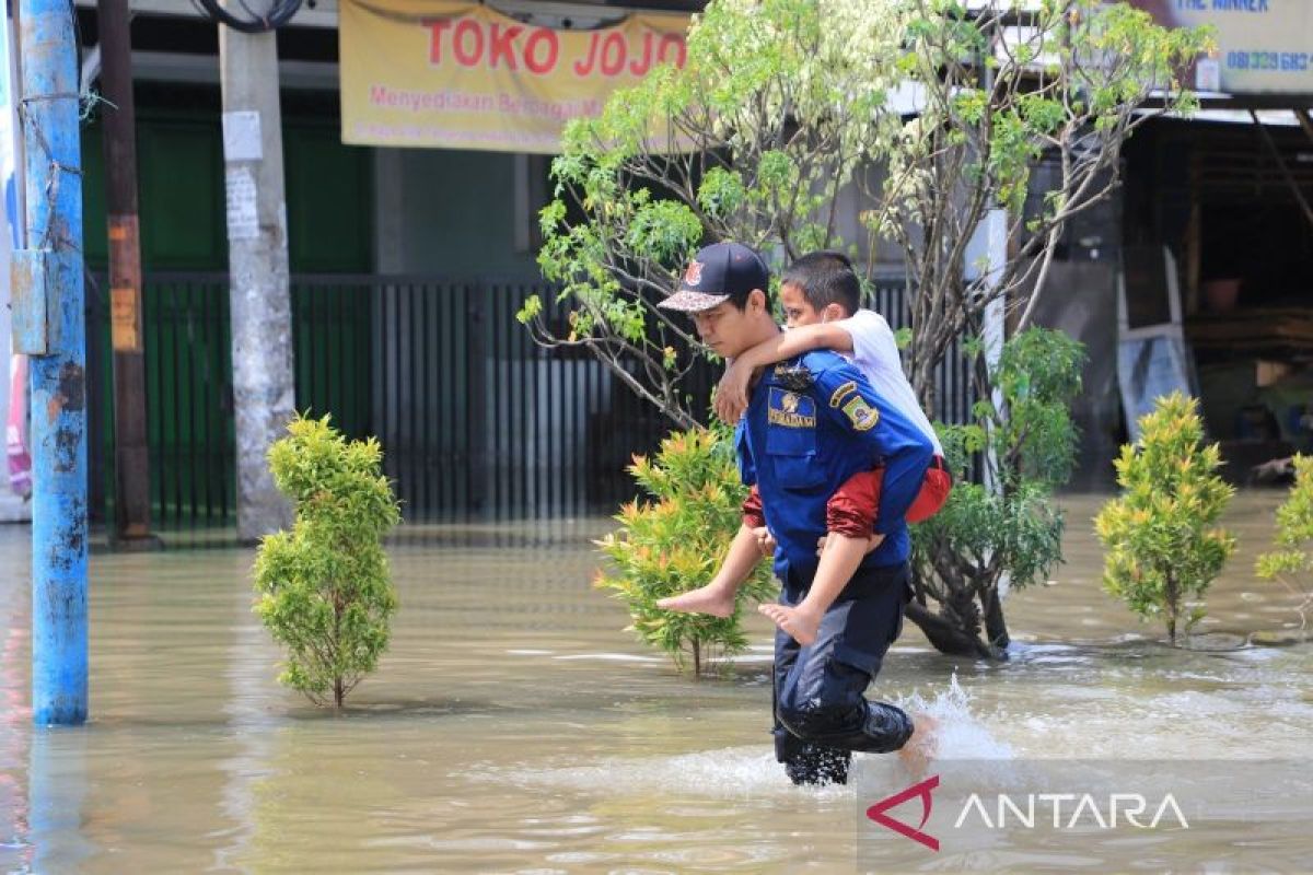 BPBD Kota Tangerang sebut titik rawan banjir berkurang
