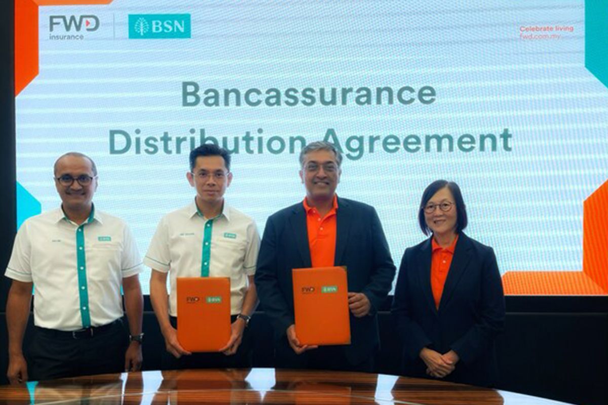 FWD Insurance Berhad and Bank Simpanan Nasional sign distribution agreement and strengthen relationship