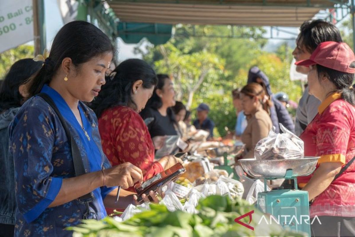 Pemkab Bangli gelar pasar tani sambut Hari Raya Galungan