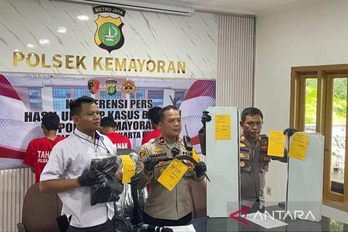 Motif perkelahian jukir dan sopir bajaj di Kemayoran terkait utang