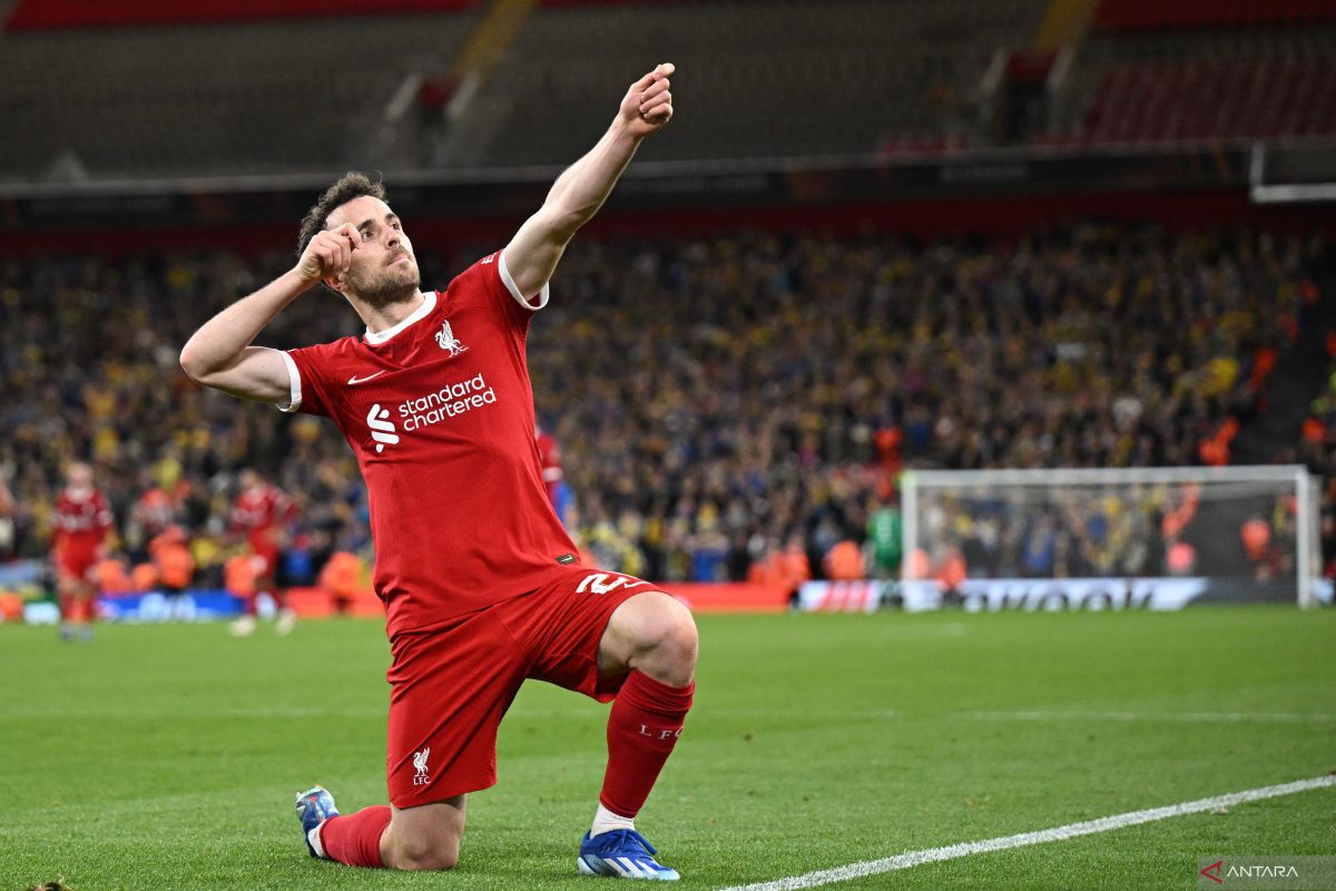 Cedera pemain Liverpool Diogo Jota membuat absen lama