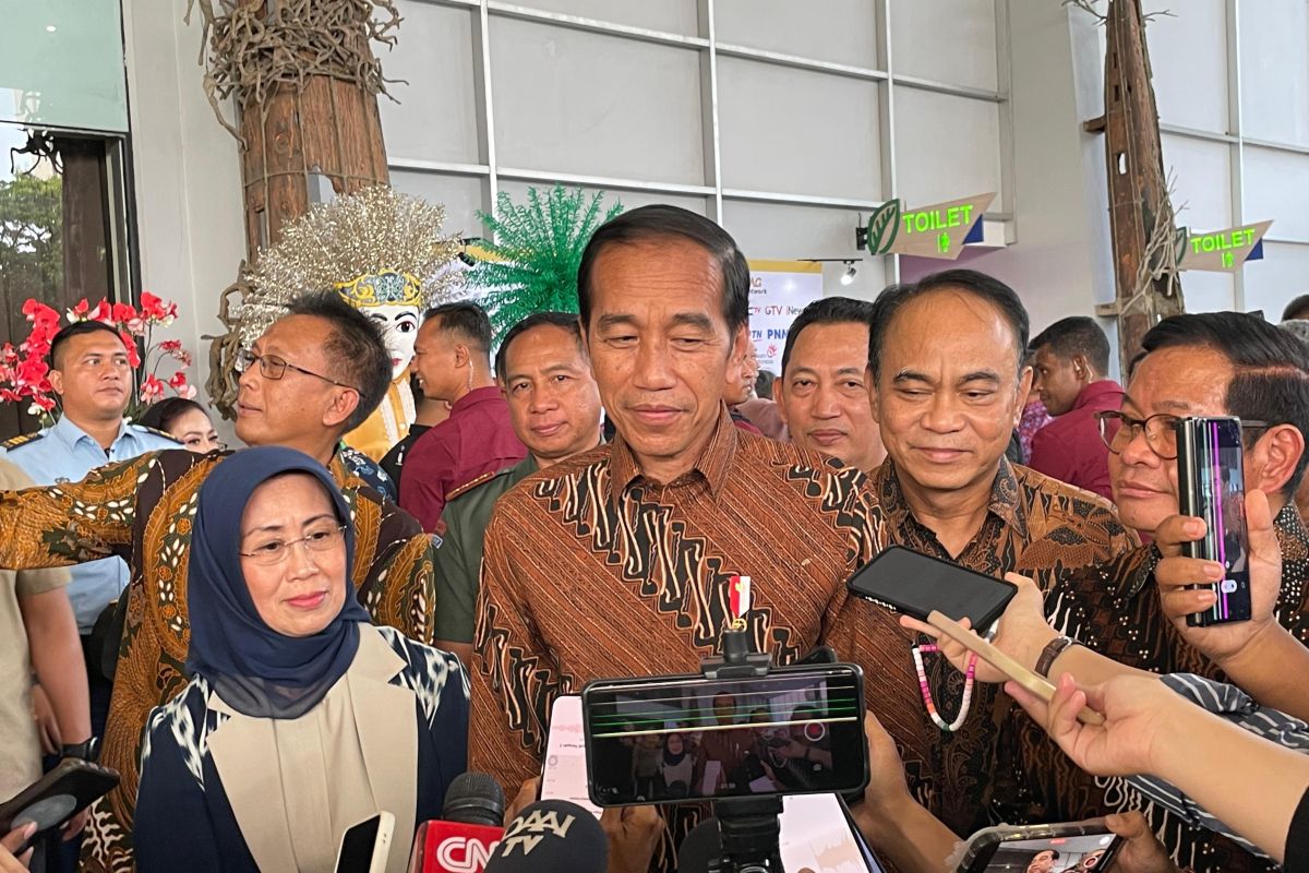 Rabu ini, Jokowi lantik Menko Polhukam dan Menteri ATR/BPN
