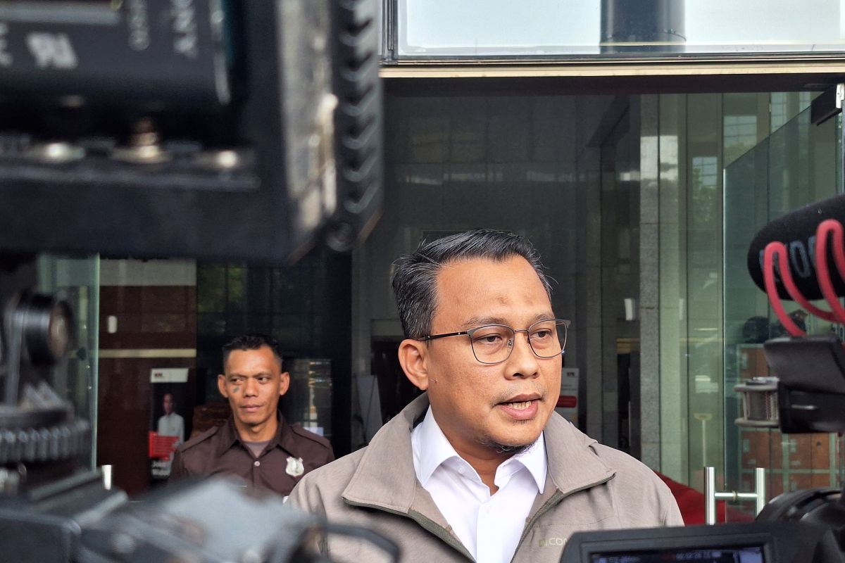 KPK dalami aliran uang suap Gubernur Maluku Utara dalam proyek pemprov