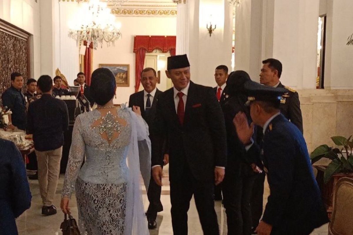 Agus Harimurti Yudhoyono tiba di Istana Negara untuk jalani pelantikan sebagai Menteri ATR