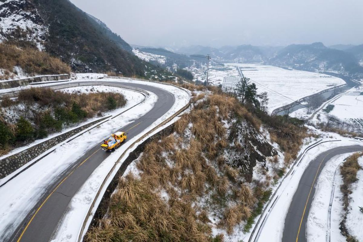 China keluarkan peringatan oranye untuk gelombang dingin