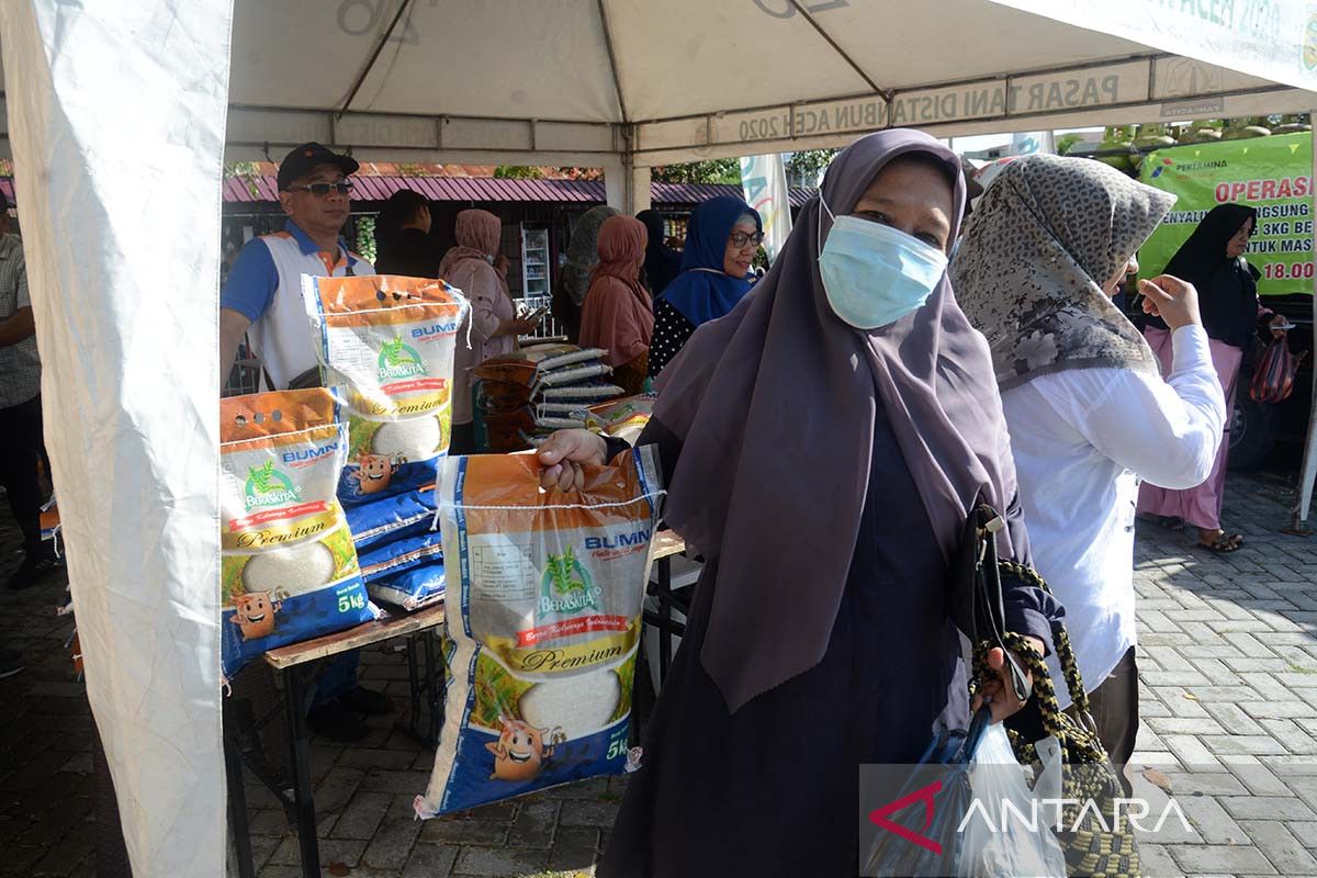 FOTO - Pasar tani dengan harga subsidi
