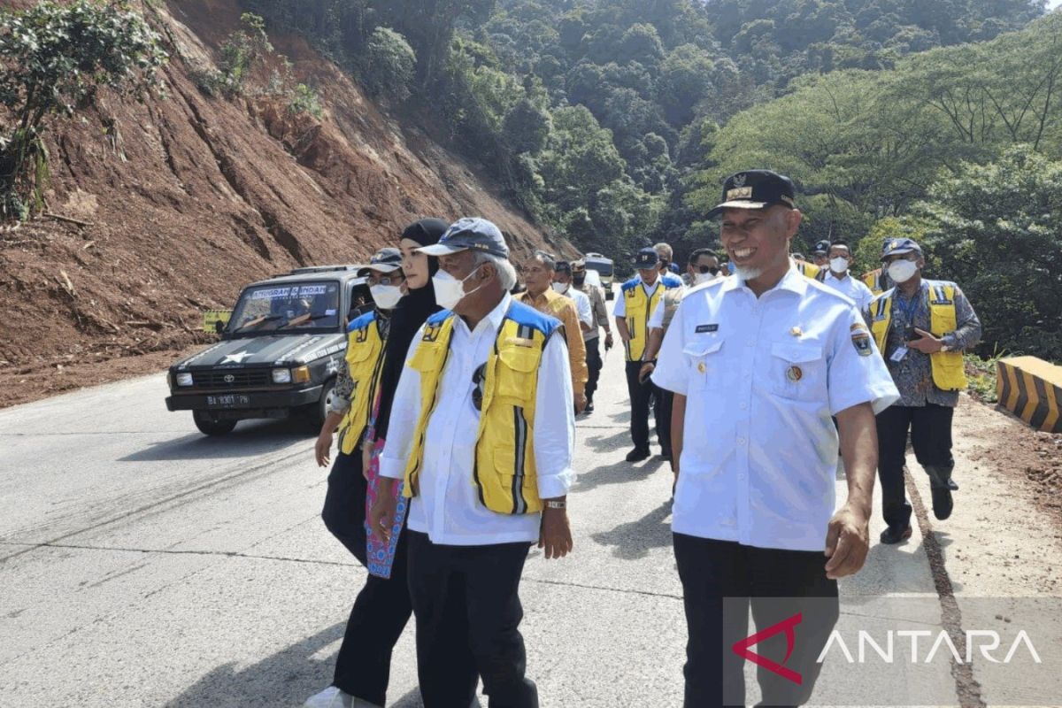 Sumbar siapkan tim verifikasi tanah untuk jalan layang Sitinjau Lauik