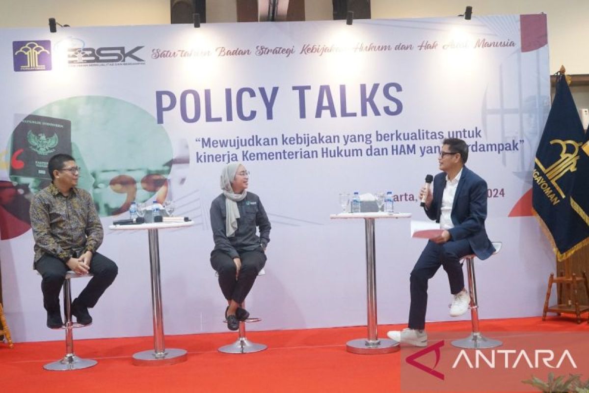 Policy Talks Satu Tahun Badan Strategi Kebijakan Hukum dan HAM : 