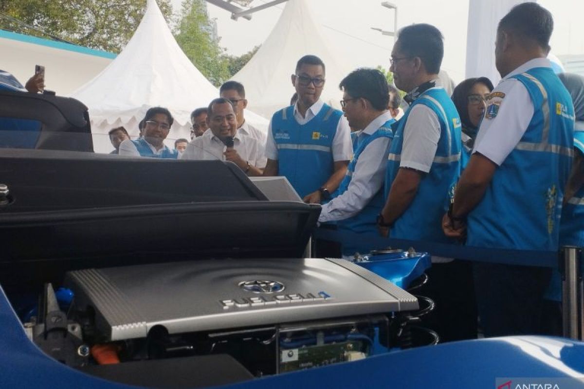 PLN resmikan stasiun pengisian hidrogen pertama di Indonesia dukung transportasi ramah lingkungan