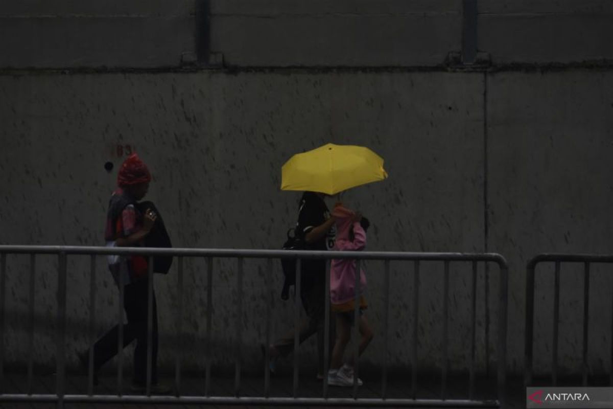 BMKG prakirakan cuaca Kepulauan Seribu hujan ringan pada Selasa pagi